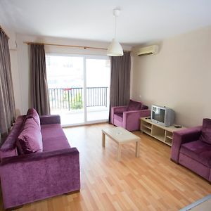 Suite à 2 Chambres à Coucher
